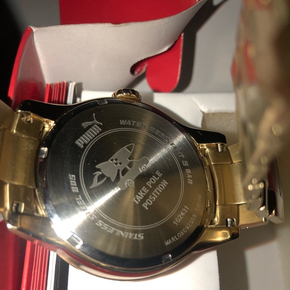 Gold puma watch need battery - Picture 3 of 3
